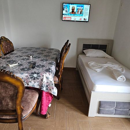 Ylli Mance Apartments كساميل الغرفة الصورة