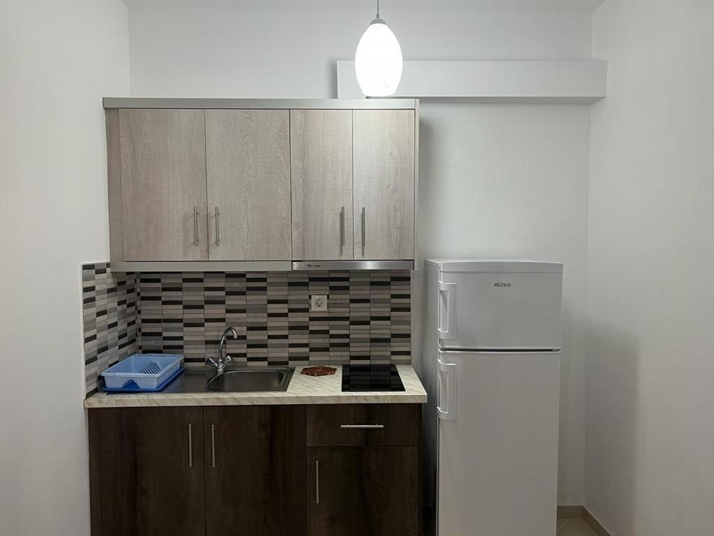 Ylli Mance Apartments كساميل المظهر الخارجي الصورة